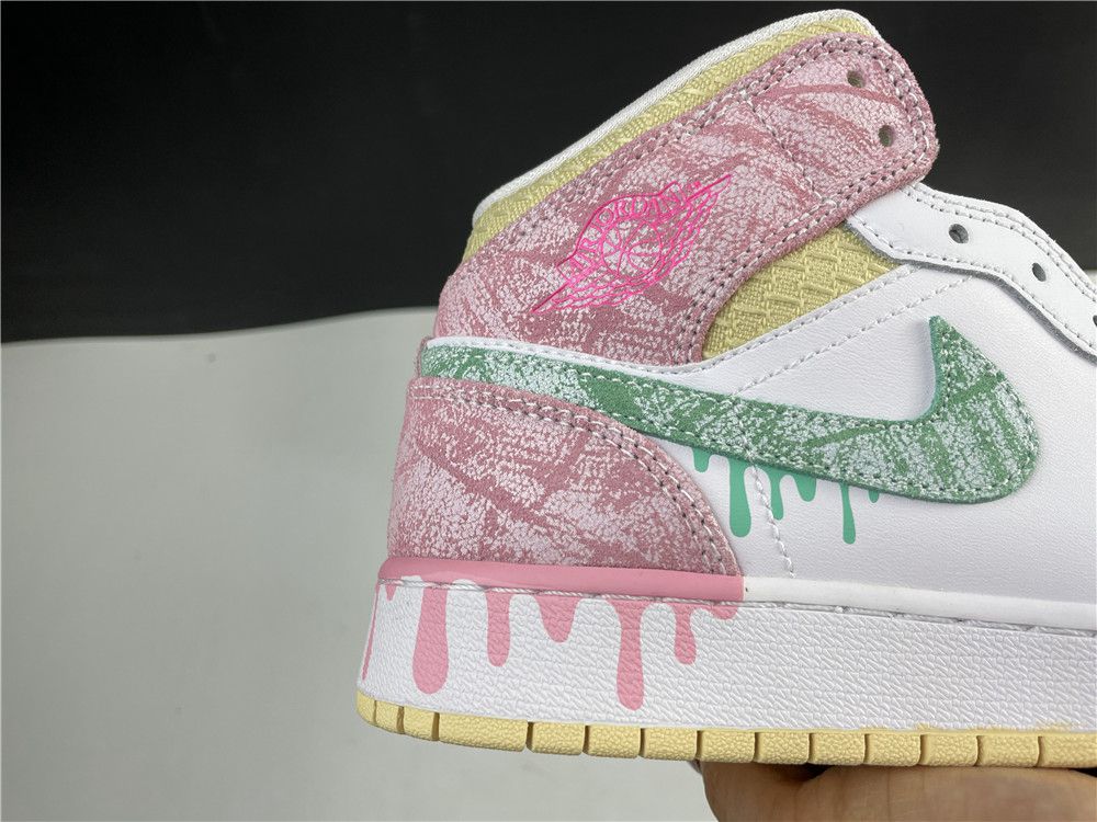 AJ1 Mid DD1666-100